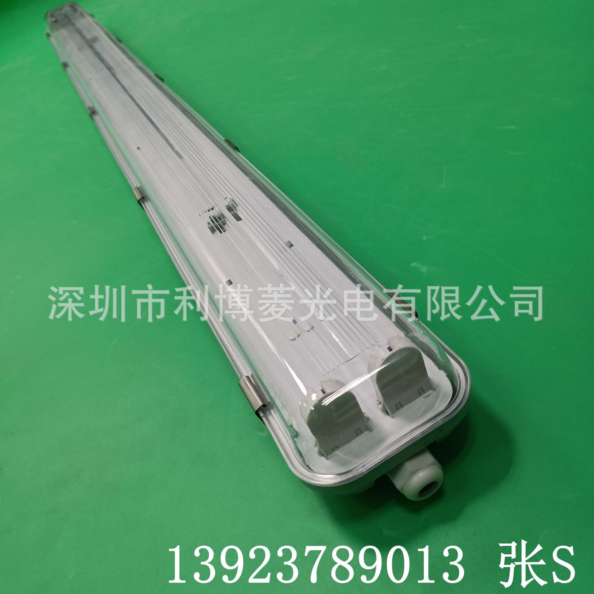 Full-transparent 3-deficit frame package T8 with emergency double-barrel 3-deficit LED light