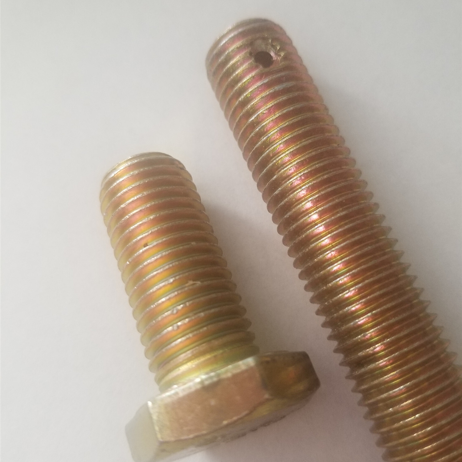 Cash promotion! m16*35 Hexagon bolt outside thin head 8.8 rating (figure + video)