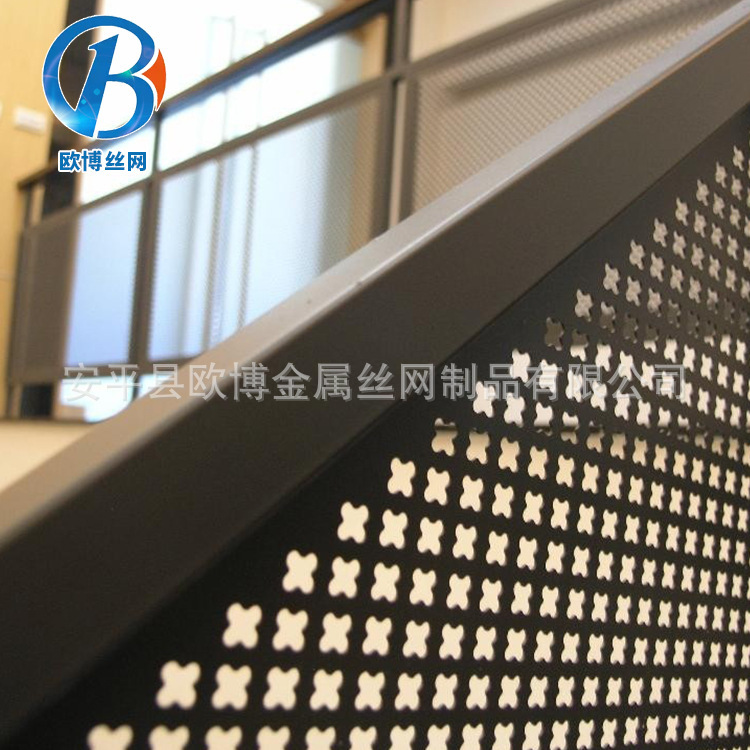 The Hebei Scrambling Factory's wholesale zinc plating plate.