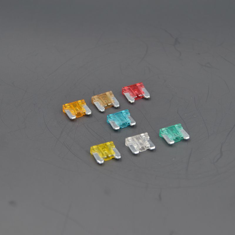 micro-fibre-minis 5A-30A 플러그인이있는 도매 자동차 안전 상자 보험 판