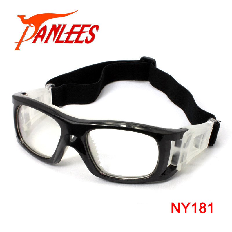 Rick Panlees, ultra-lightly protected outdoors of sports glasses.