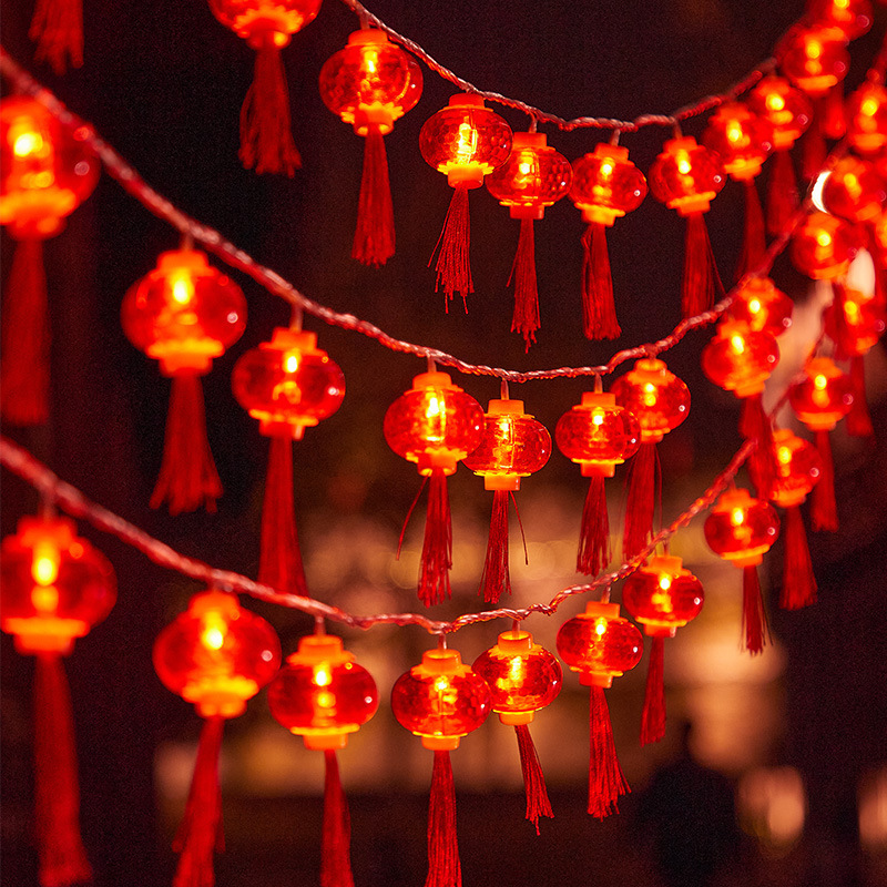 Spring lanterns, led lanterns, red lanterns for the New Year's Spring Festival.