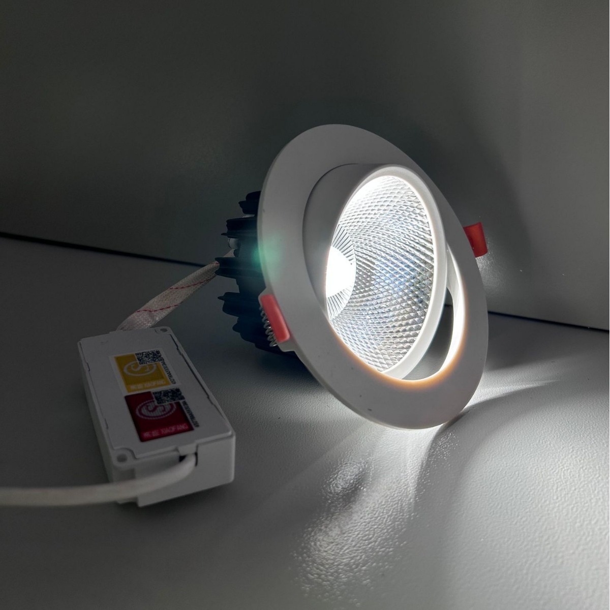 Ánh sáng khẩn cấp di tản đèn LED để bảo vệ lửa, hút đôi tai, đặt trên tường trung tâm điều khiển