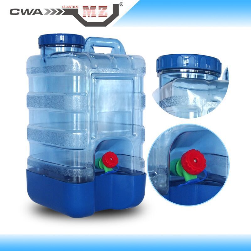 Water drums and plastics transparent PC out-of-house buckets filled with water or mineral drums