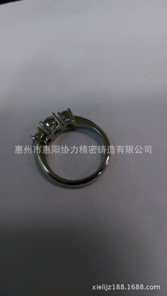 Bộ cung cấp vòng thép không rỉ điện.