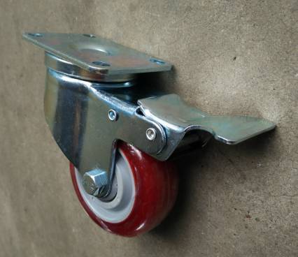 3.5 inches of red-tree/blue polyurethane aeroplanes wheel / 10,000 inches of brakes