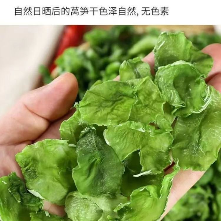 Mùa này rau bị mất nước khô.