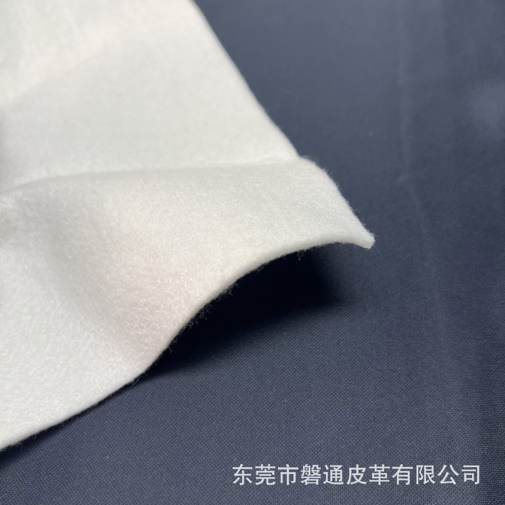 Silver PU fabric for bio-based leather mirrors used for shoe-packed gratuit car inside shoe belts