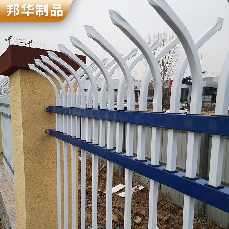 Wholesale of steel fences, road safety nets for zinc steel fences.