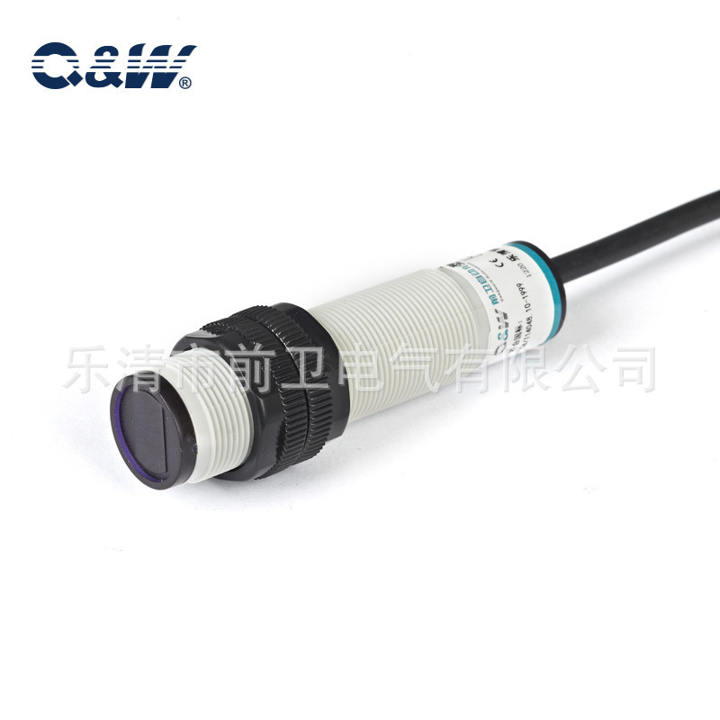 Q& W pre-protected photo-sensor G18-3A30NA wide-reflective PV switches