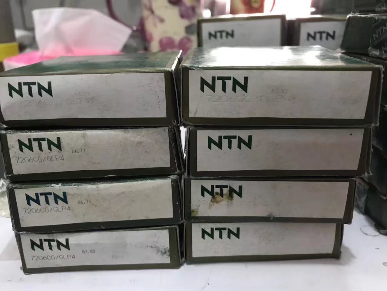 Japanese NTN bearing NTN precision bearing 7216 UCG/GNP4 main axis bearing