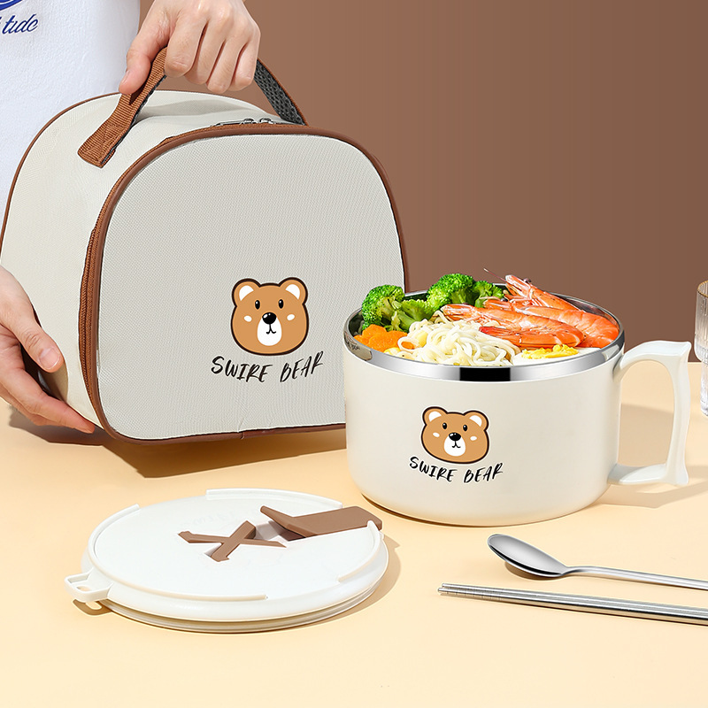 Ký túc xá dành cho sinh viên không rỉ thép với một bát đầy bi-đông và một hộp đồ chơi.