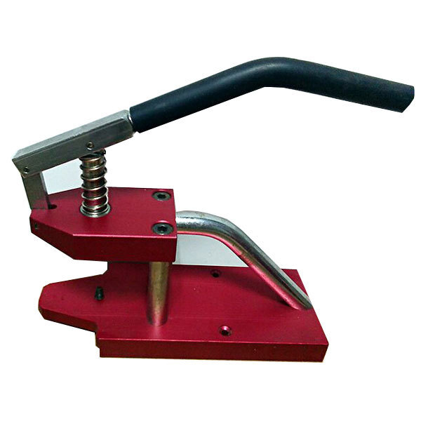 A watch tool supply with a pressure plate wrist hull opening device for the household combination tool watch lid presser