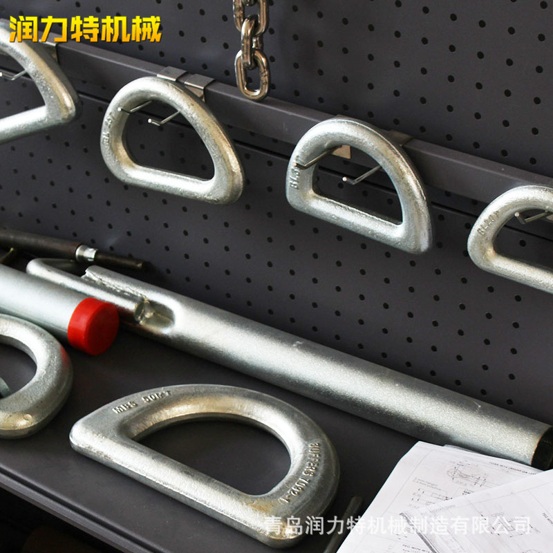 Welding of hardware accessories to the D ring, 304 stainless steel d ring, ore alloy steel 80GD ring.