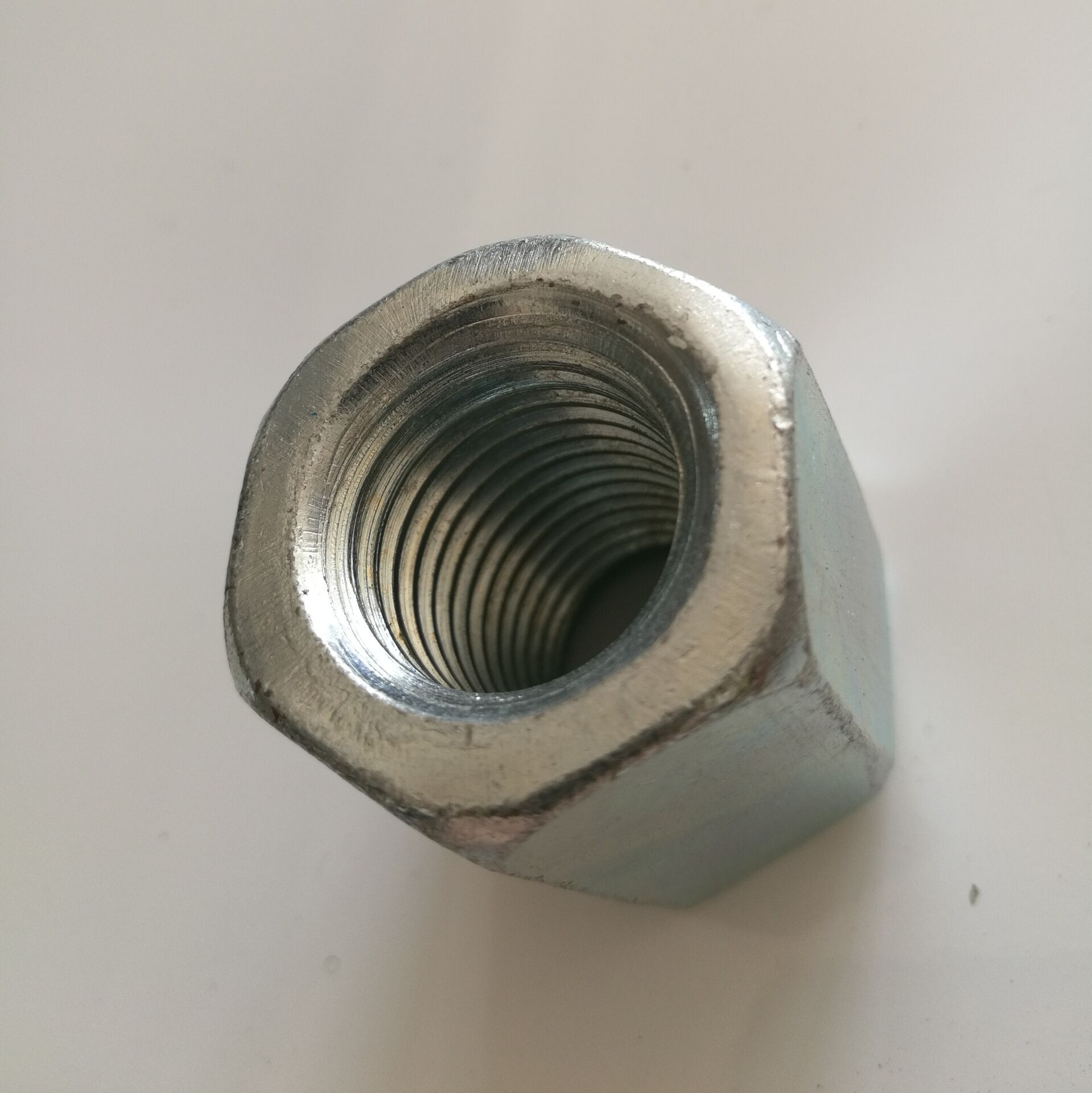 Non-plating zinc hexagonal nut.