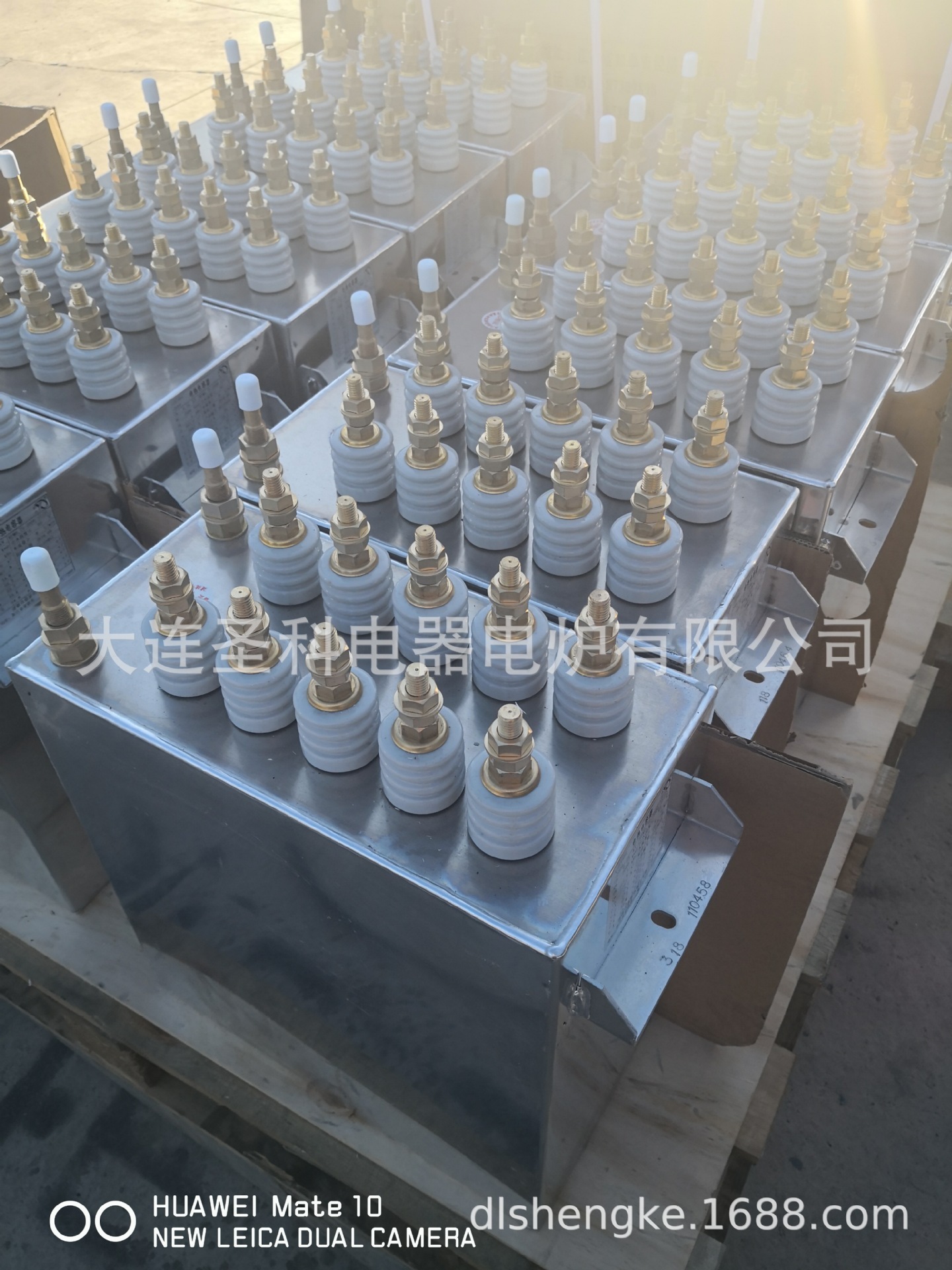 Supply of electrical heat capacitors for various medium-frequency furnaces