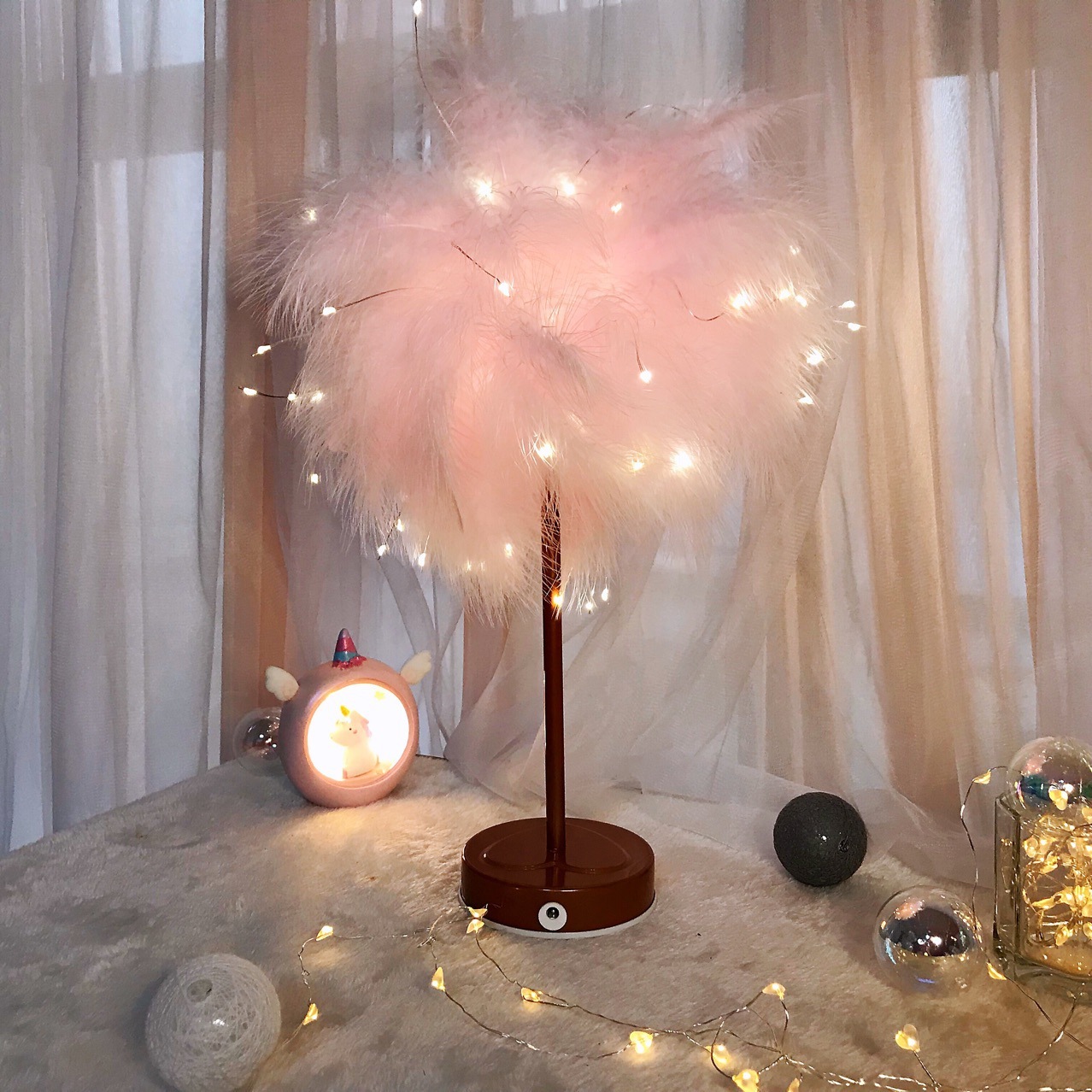 2023 LED creative feather light small feather upgrade desktop automatic night light tree lamp