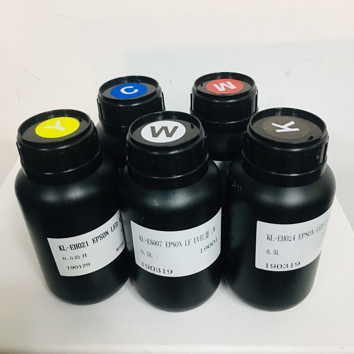 Imported 500 ml1,000 ml of soft, hard, high ink ink for uv printer in Taiwan