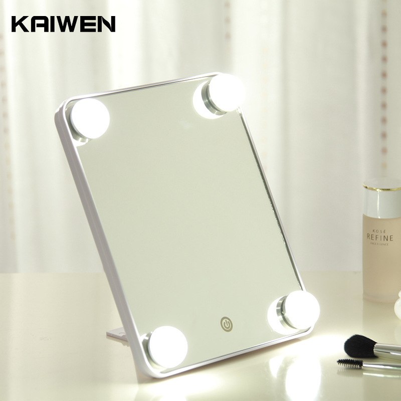 The factory's Kevin LED smart makeup mirror, three types of cool light, and a combination of light, four bulb-light frames.