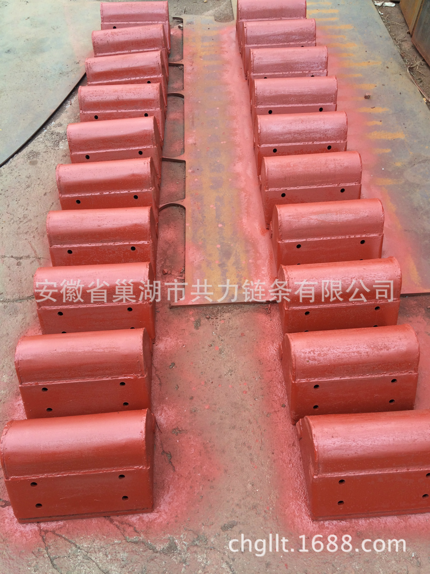 TH315 提升機用料斗