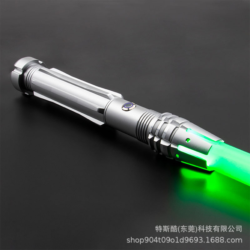 Chiến tranh giữa các vì sao bằng kim loại bằng laser.