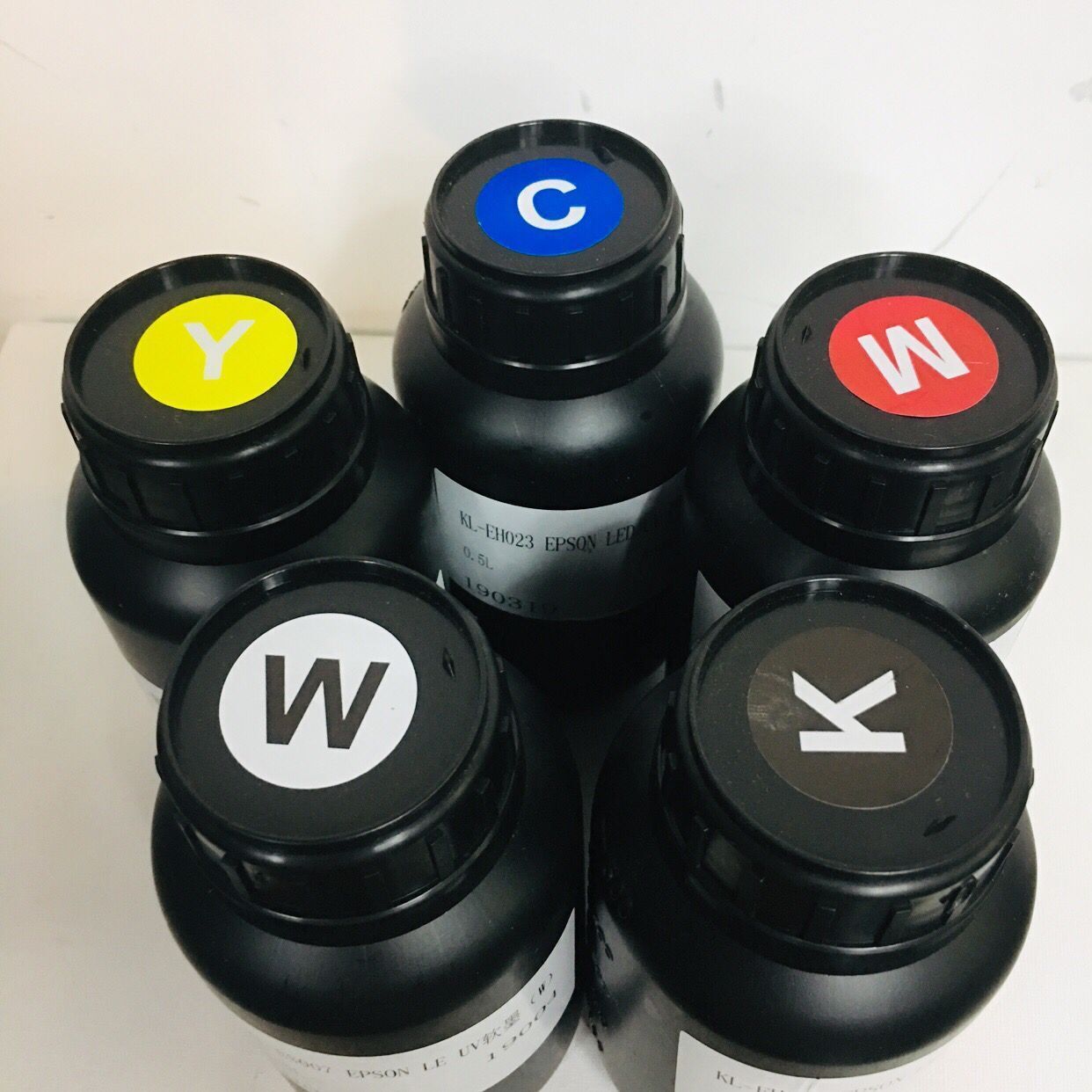 Imported 500 ml1,000 ml of soft, hard, high ink ink for uv printer in Taiwan