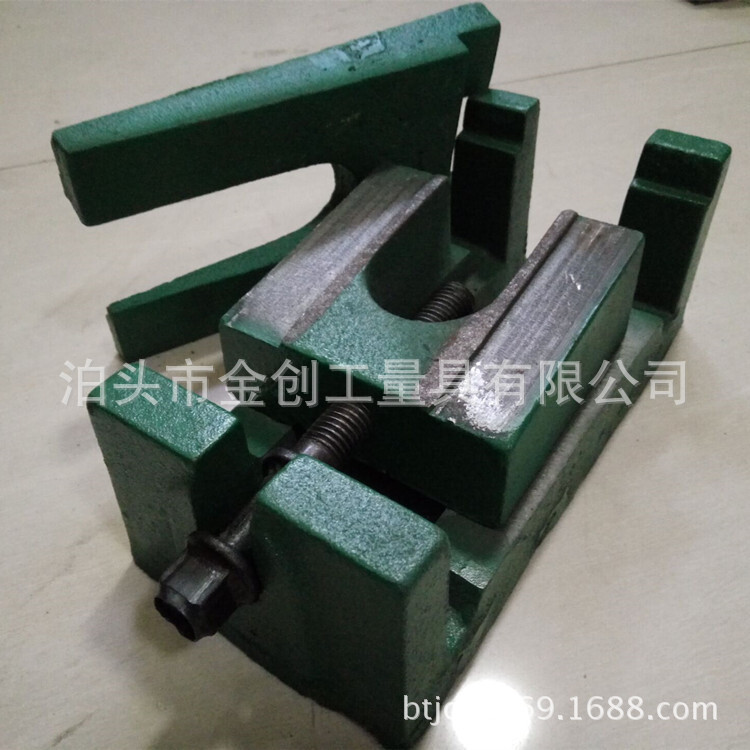 Wholesale, mat iron, processing precision control of three layers of anti-shock pad foot, machine bed adjustment of two layers of mat iron.