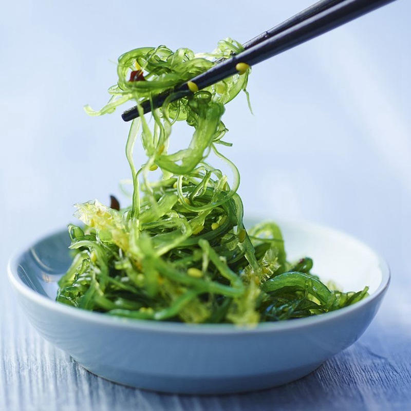 Thức ăn biển, túi salad rong biển, 400g/bag, nước sốt mật hoa, sẵn sàng đi.