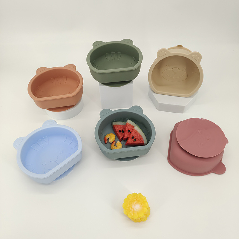 新品硅膠輔食碗寶寶喫飯訓練餐具易清洗吸盤碗卡通防摔微波爐飯碗