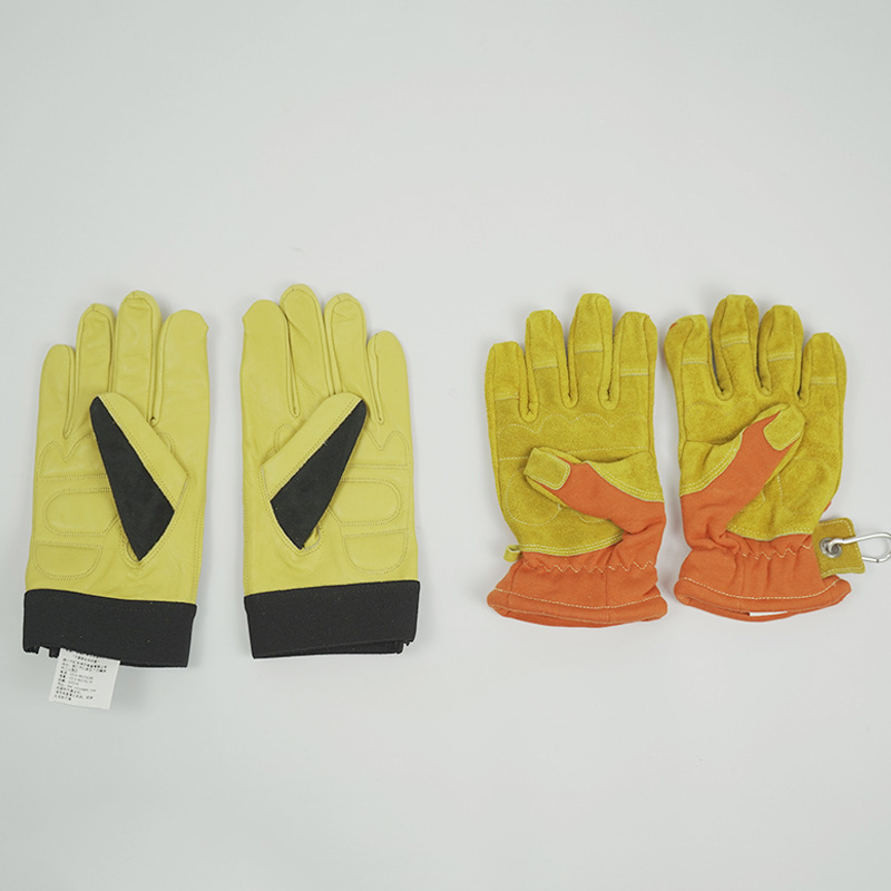 The 17-style fire-risk rescue glove emergency rescue glove.