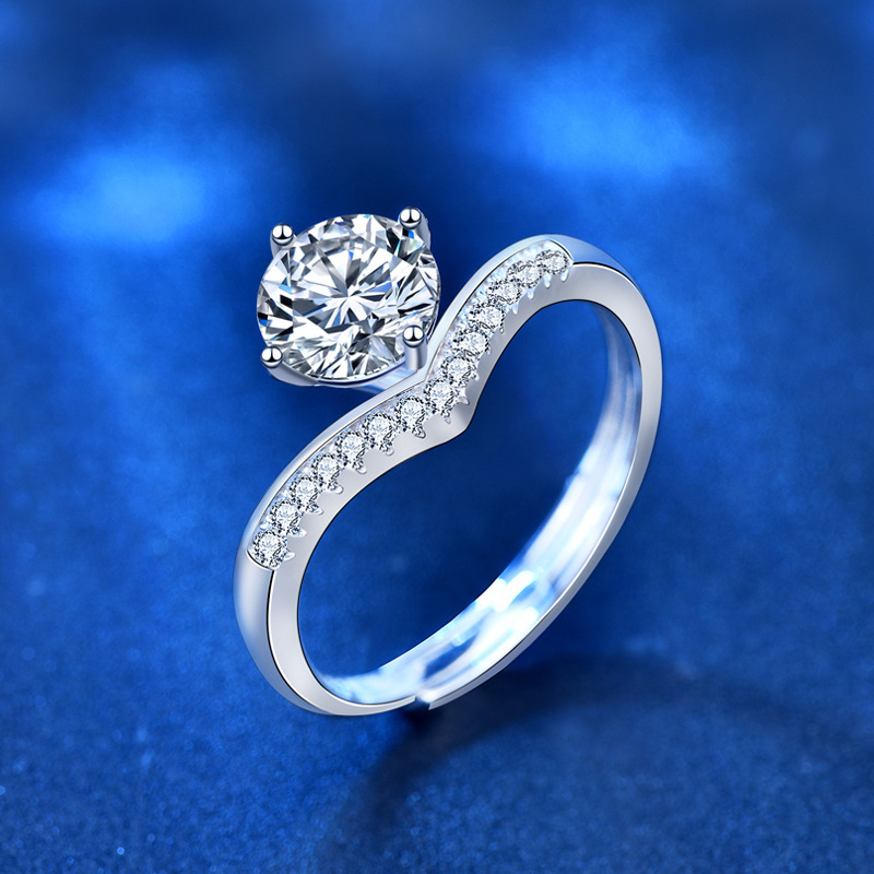 925 pure silver ring, crown of 1 caramelson with a V-shaped heart ring.