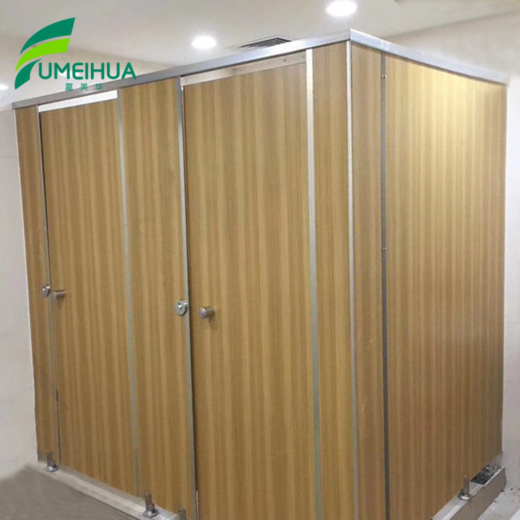 For two-generation sanitation breaks, 850-density waterproof latrine partitions, wholesale installation.