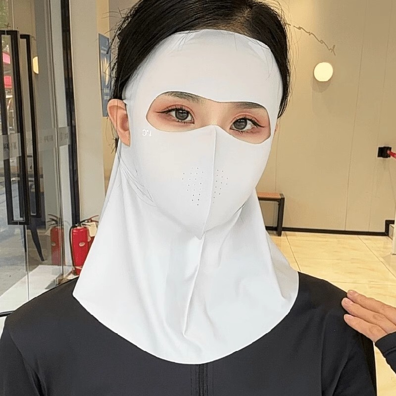 A new UPF50 ice mask for a woman with a UV-protected sun mask.