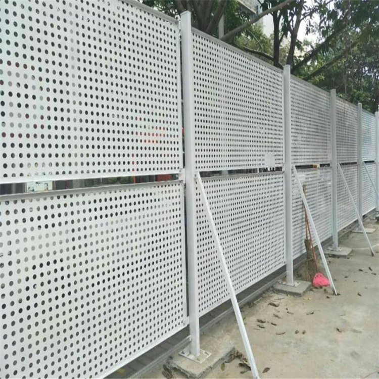 Temporary isolation fence, construction site pvc, weed fence, paint steel fence.