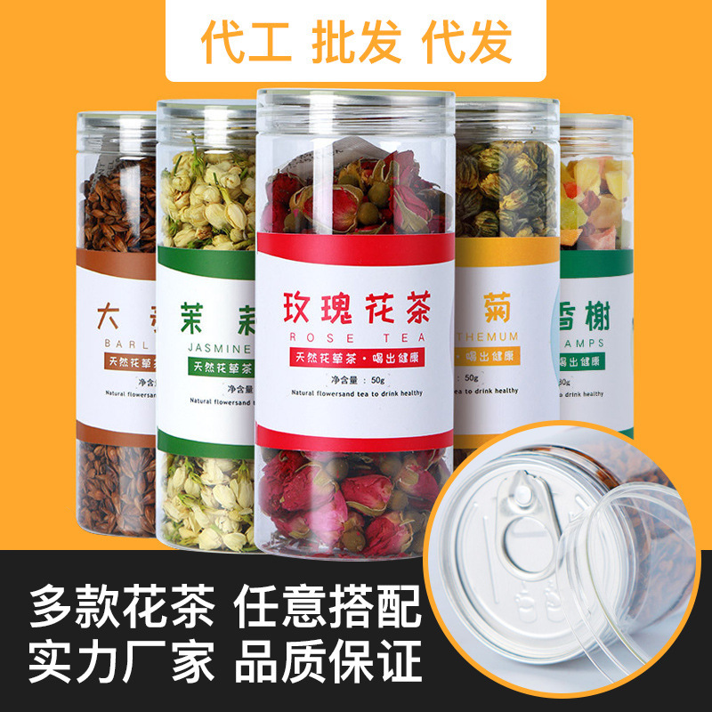 Tôi sẽ dùng trà và hoa hồng và một lọ lúa mạch đỏ và một tách trà riêng.