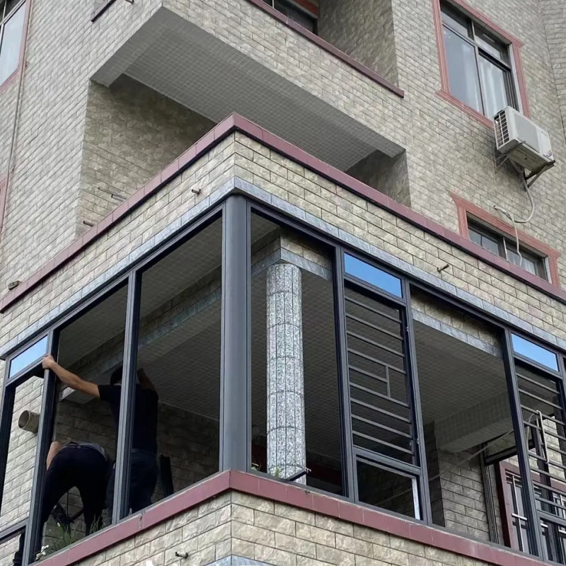 The factory's wholesaled 70-aluminium alloys flat open windows, flat windows on the balcony.