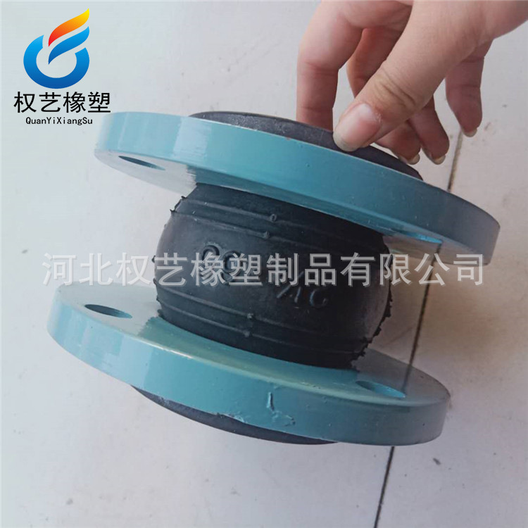 Kết nối mềm cỡ cao su có thể cắt được trong nước cung cấp.