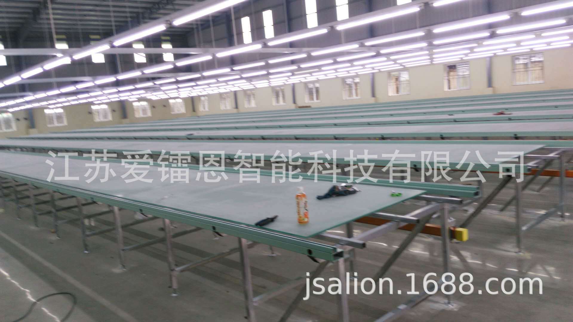 Plant supply of dryer dryer for dryer clothes on board of the pressboard auto-dryer