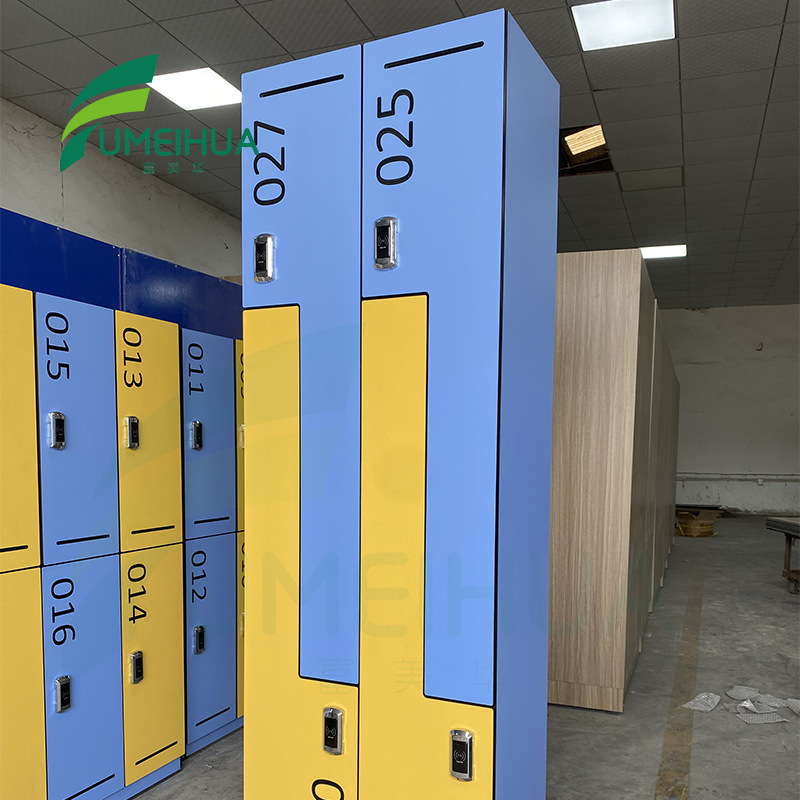 The factory sells the gym school's anti-heavy lockers.