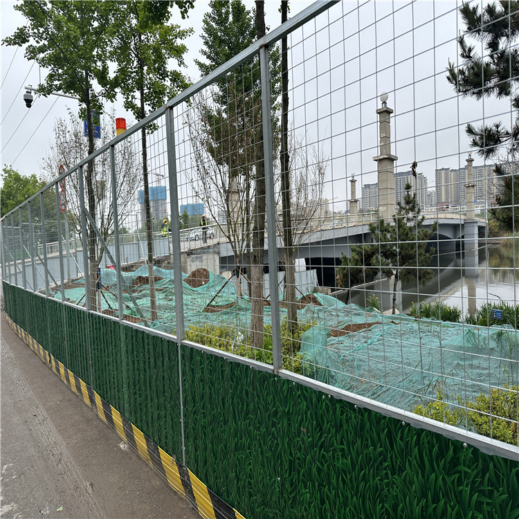 Shandong Colour Steel Block, subway assembly, green fence, blue steel sheet.