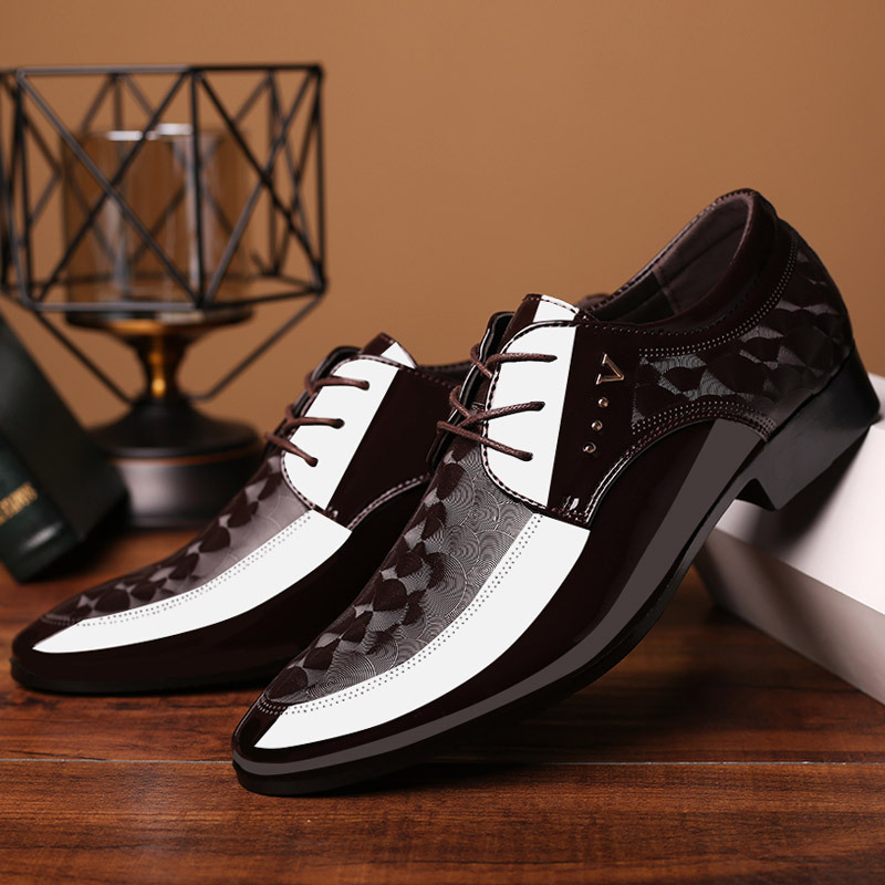 In the spring, the new flashy-skinned man's business is wearing a big-shoeed man's shoe with one hair.