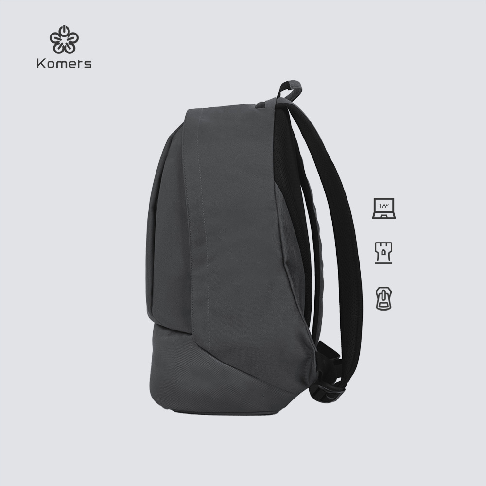 A new fashion bag with a big-capacity computer bag for men and women.