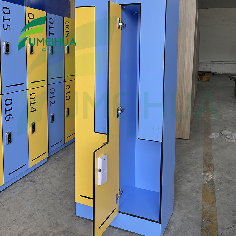 The factory sells the gym school's anti-heavy lockers.