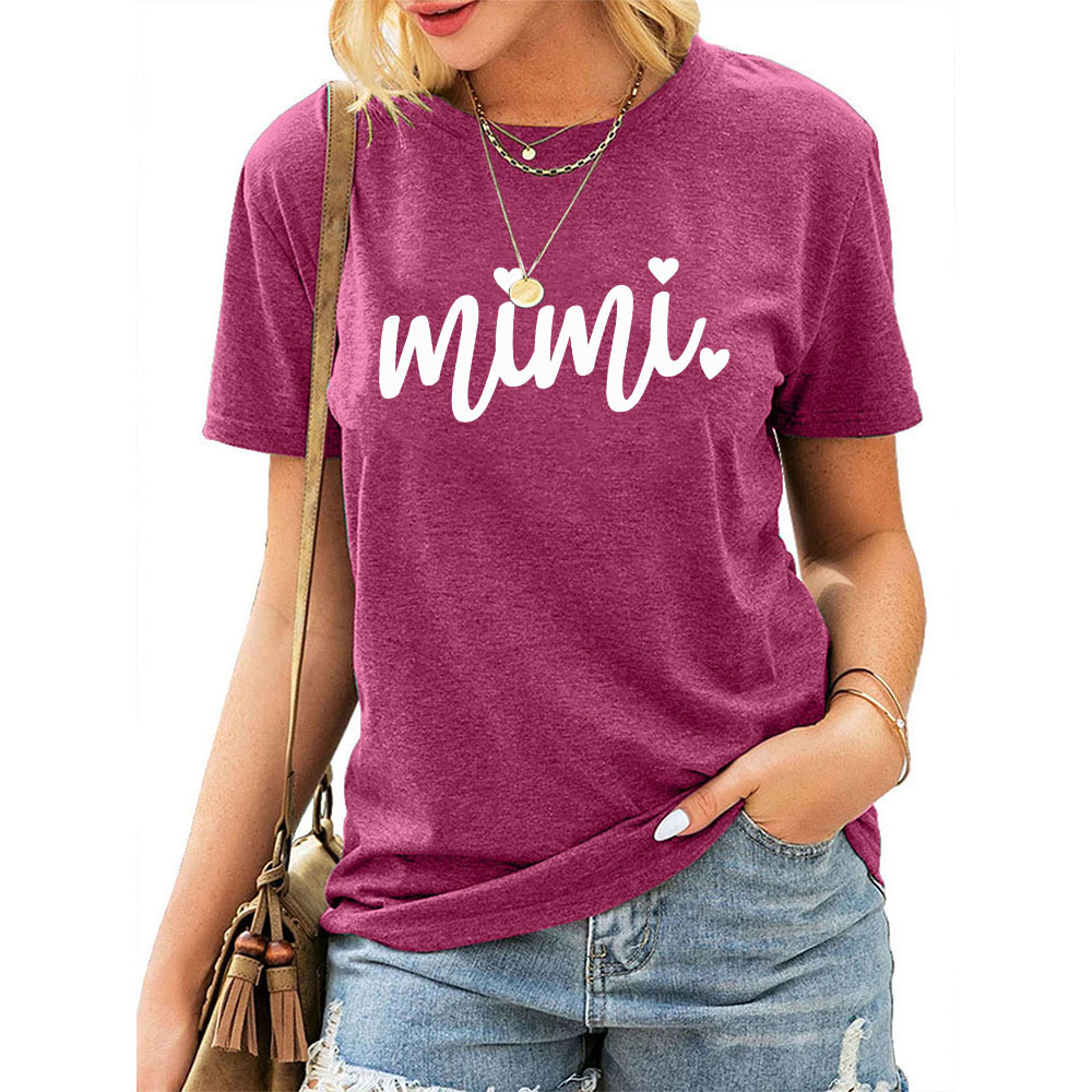 Bên kia biên giới, Amazon đã phát hành một con dấu trái tim mimi, một chiếc áo phông ngắn cho một phụ nữ.