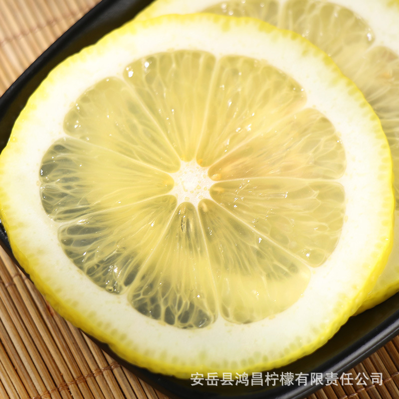 Yellow Lemon Fresh Lemon Fruit An Emerald Lemon Base direct-out fruit, 250-400 grams each