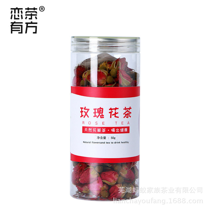 Tôi sẽ dùng trà và hoa hồng và một lọ lúa mạch đỏ và một tách trà riêng.