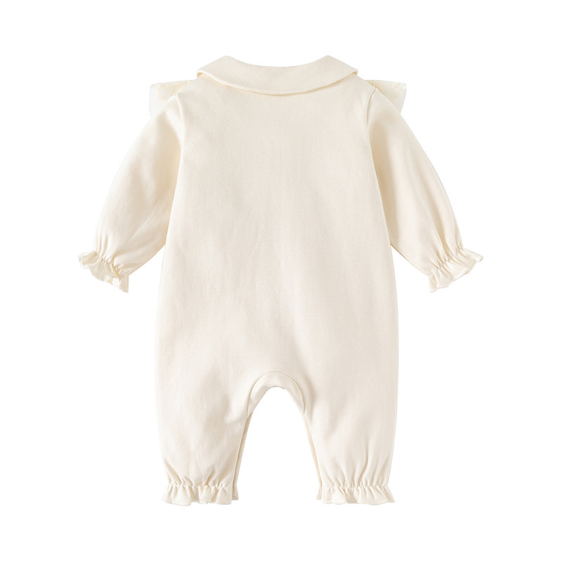 Long-sleeved babies in their autumn suit crawling with their babies in pure cotton first-born autumn winter clothes