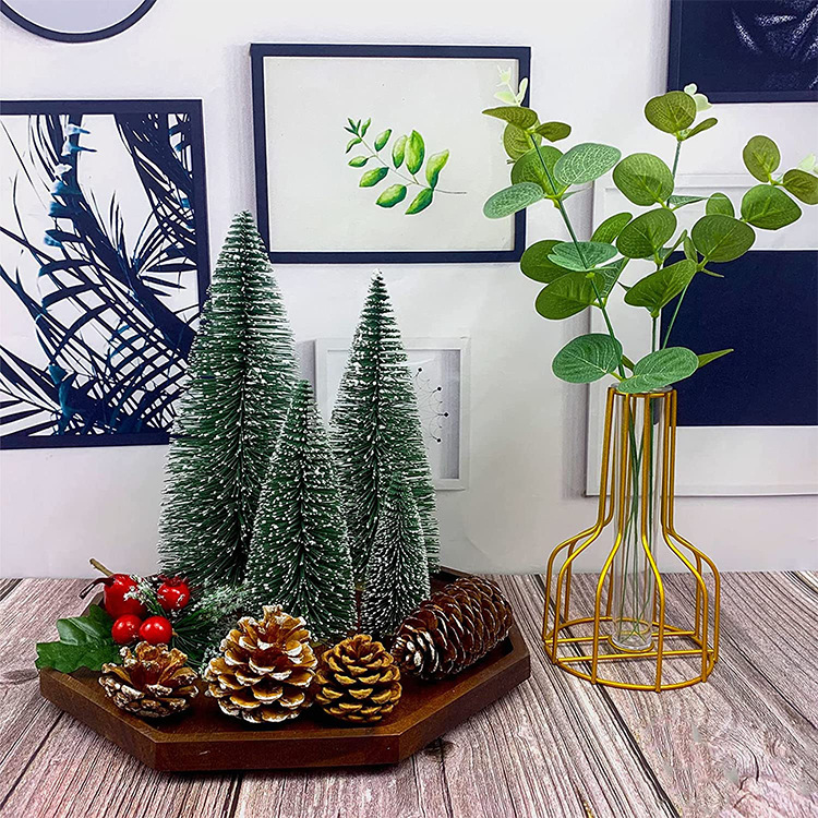 Mini-Christmas cedar tree, LED luminous pine tree decorations, home table decorations, desktop placements.