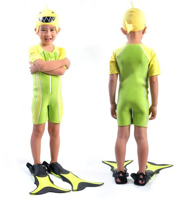 Children ' s chlorbutylene coheated bathing suit, big and middle-aged diver, boys and girls SCR short-sleeved diving suit.