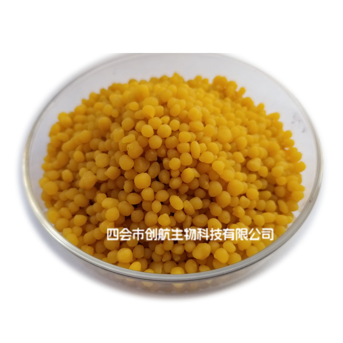 Direct sale to a plant with a yellow coloured fertilizer pigmented with a slow release of the fertilizer.